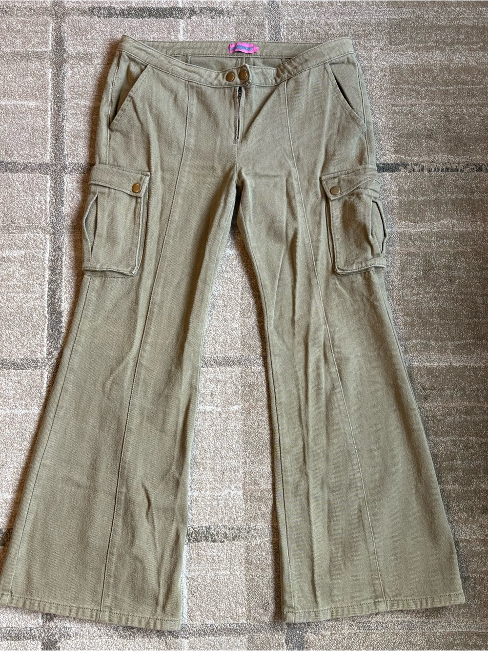 Edikted Sabri Low Rise Flared Cargo Jeans  Olive Size Large